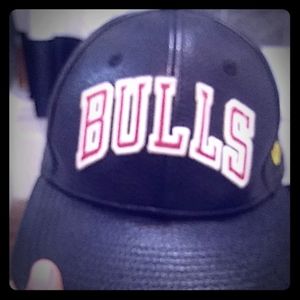 Bulls hat